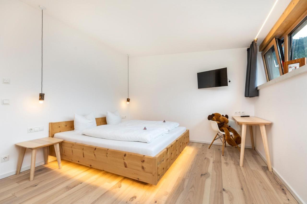 Haus Deutinger Bed & Breakfast Flachau Eksteriør bilde